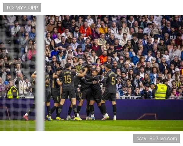 西甲实时：瓦伦西亚闪电战，开场3分钟由杜罗首开纪录