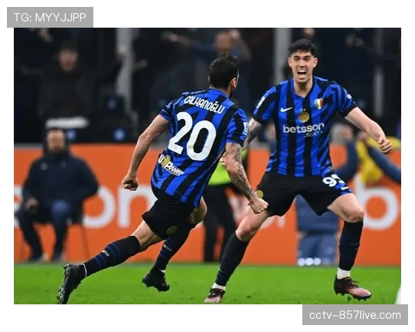 国米训练课重点演练三中卫前提,因扎吉寻求破密集防守新解 国米训练课重点演练三中卫前提,因扎吉寻求破密集防守新解